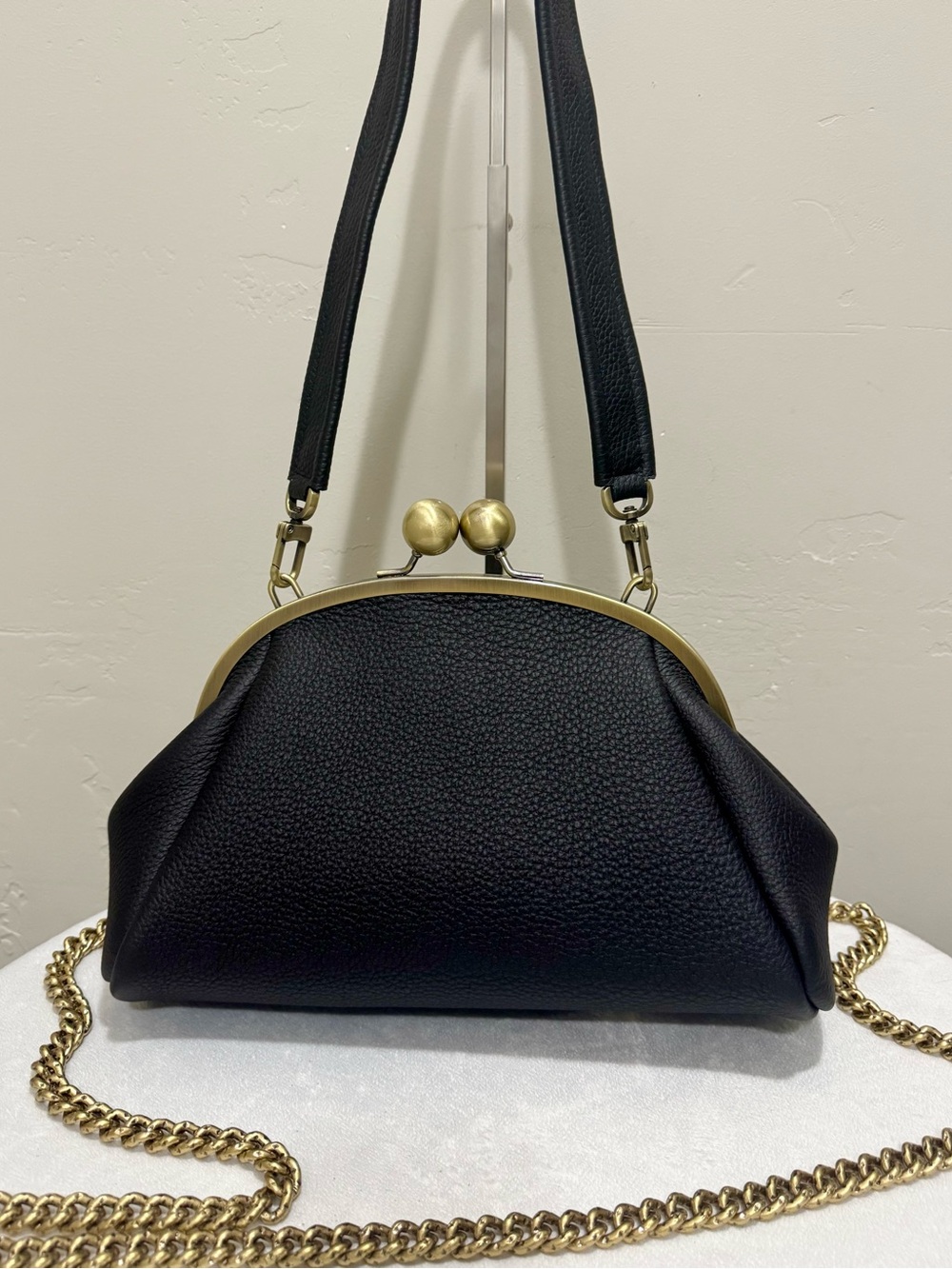 Premium Togo Cowhide Calfskin Handmade Retro Style Kisslock Frame Bag